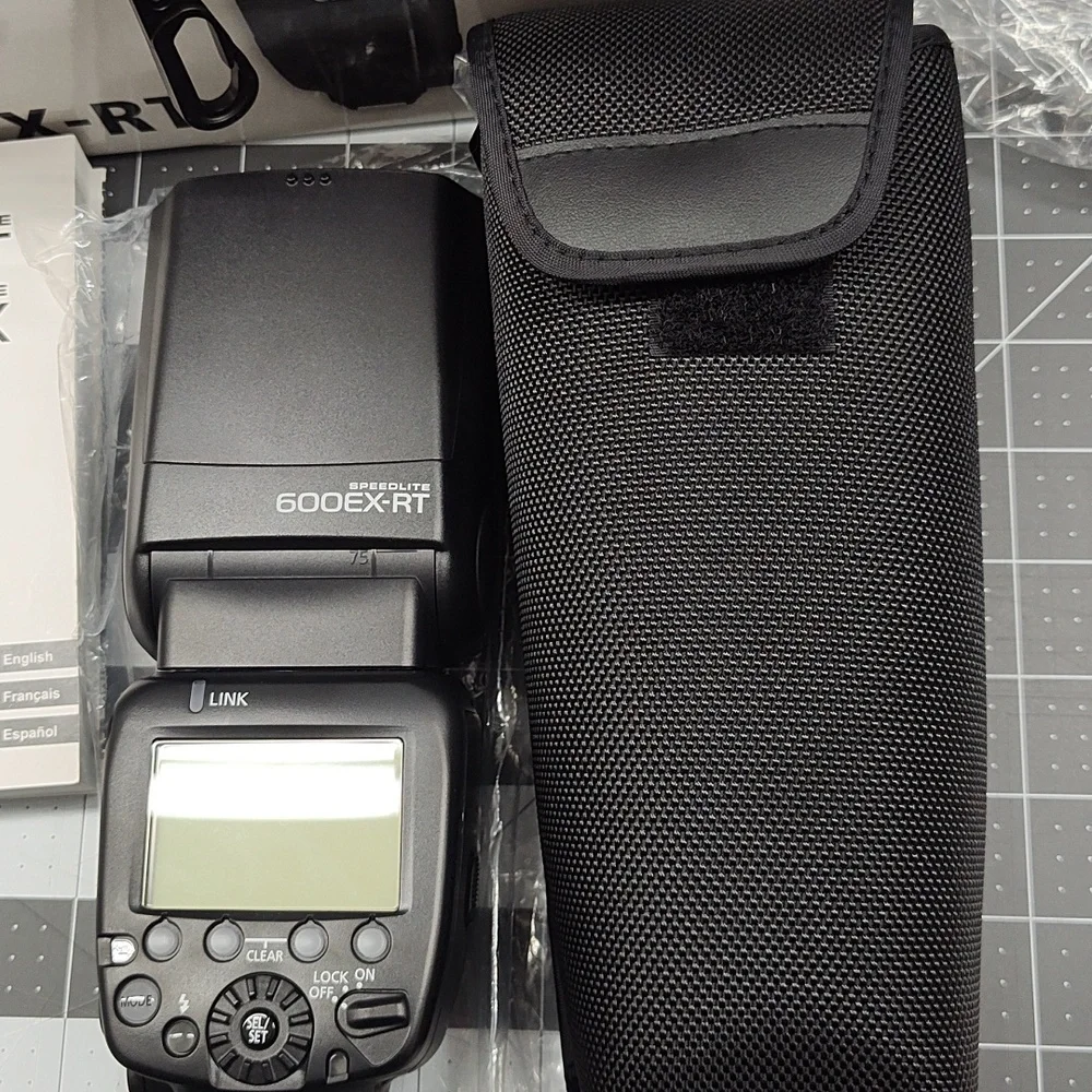 Canon Speedlite 600EX-RT Flash Kit